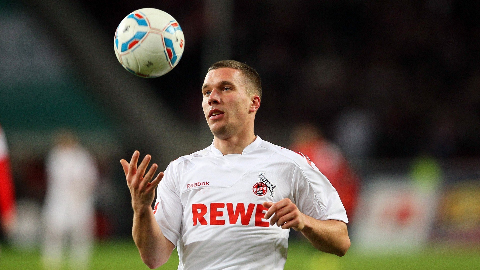 意甲快速反击：瞬间突破防线的精彩瞬间，意甲防守怎么这么严